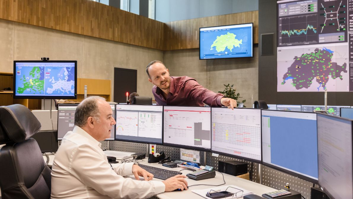 Mitarbeiter in der Netzleitstelle