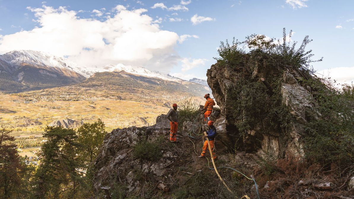 Travaux de stabilisation de la falaise au pylône 136 à Bramois, le 31octobre 2018